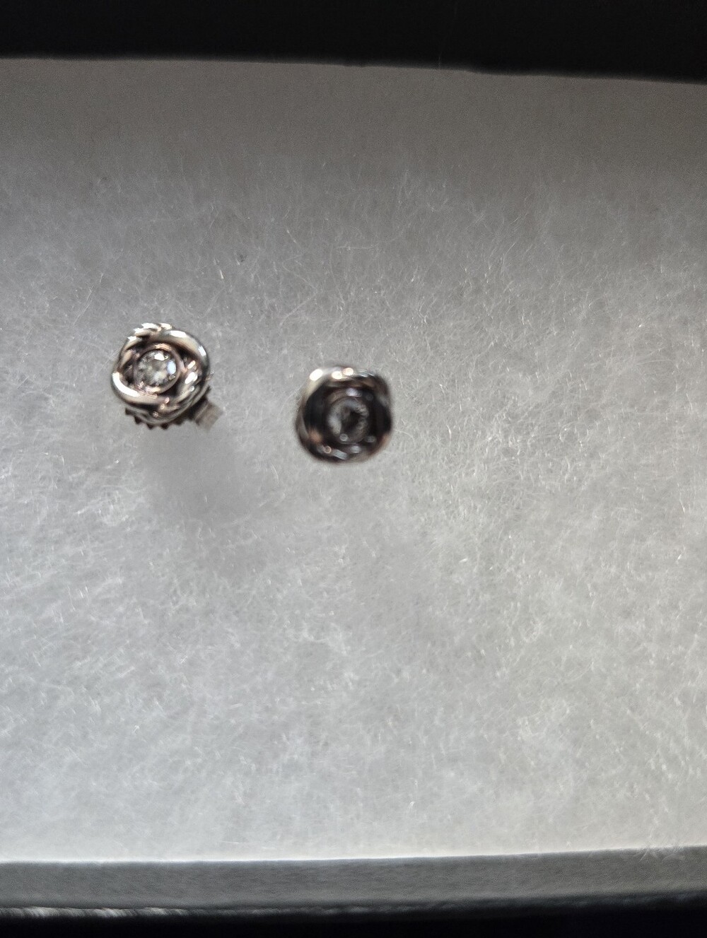 David Yurman Infinity Stud Earrings - Picture 7 of 9